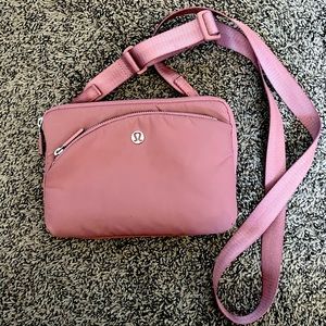 Lululemon Curved Lines Crossbody Bag